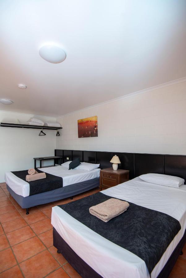 Longreach Most Central Motel Ngoại thất bức ảnh