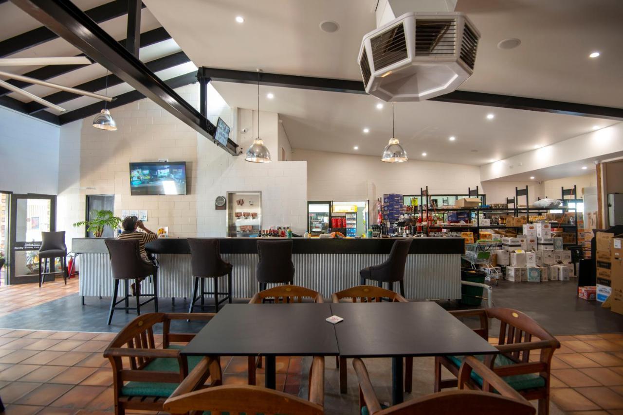 Longreach Most Central Motel Ngoại thất bức ảnh