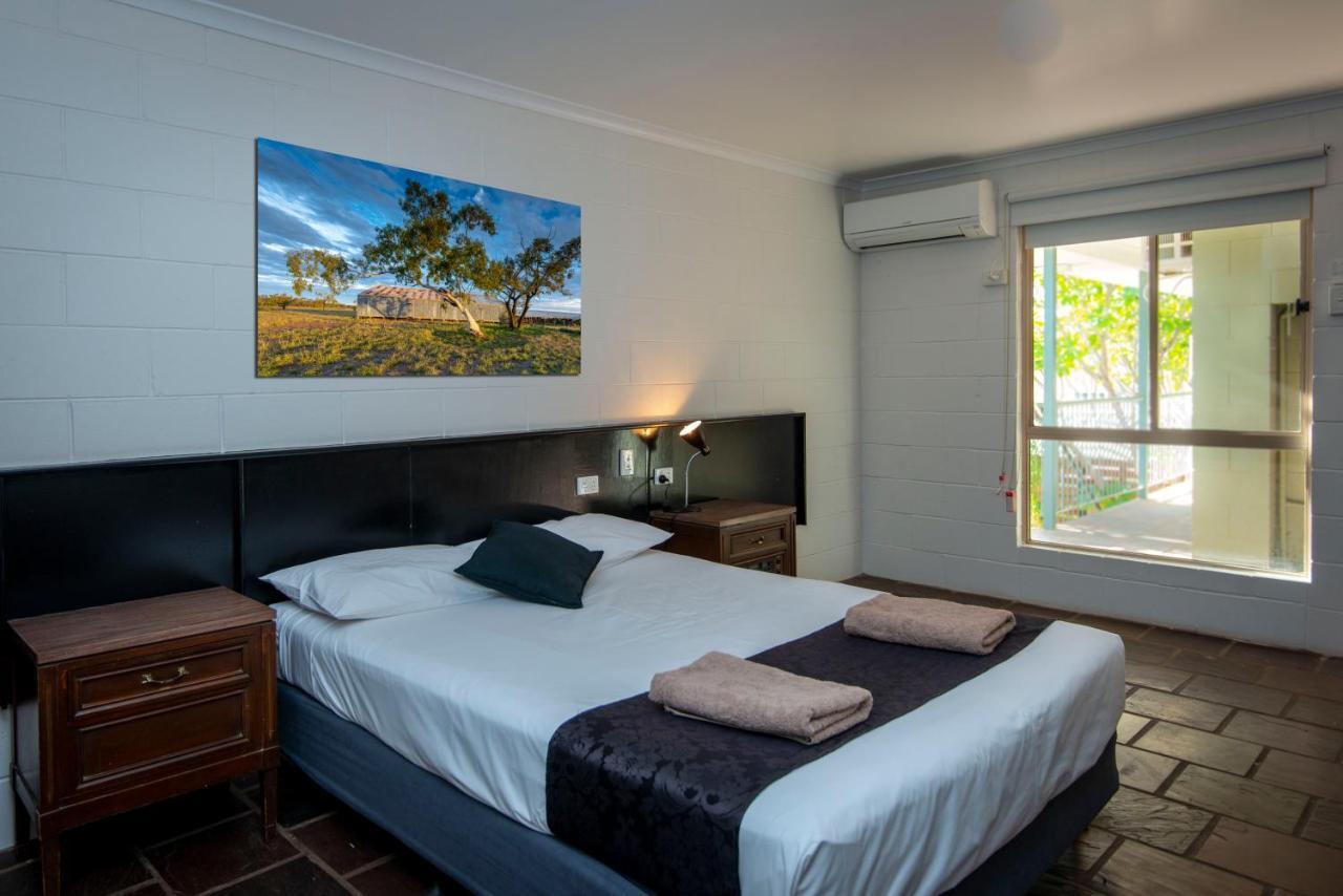 Longreach Most Central Motel Ngoại thất bức ảnh