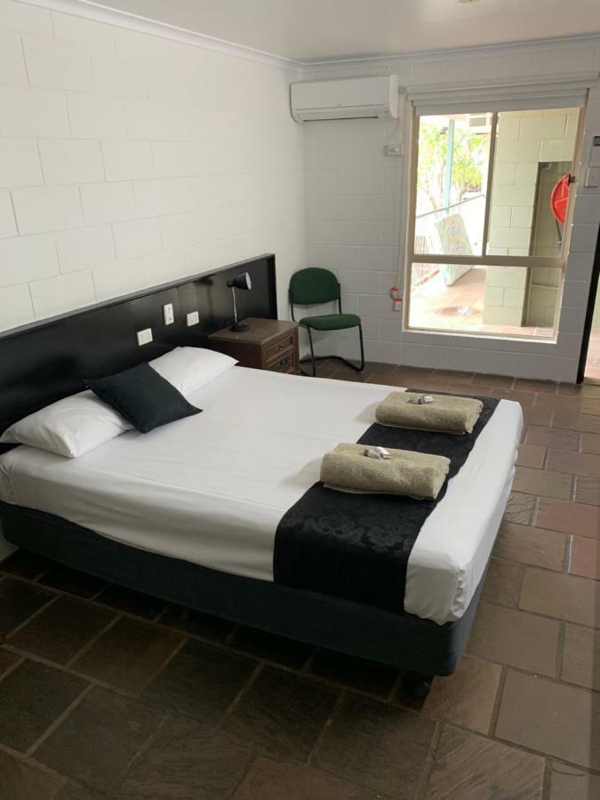 Longreach Most Central Motel Ngoại thất bức ảnh